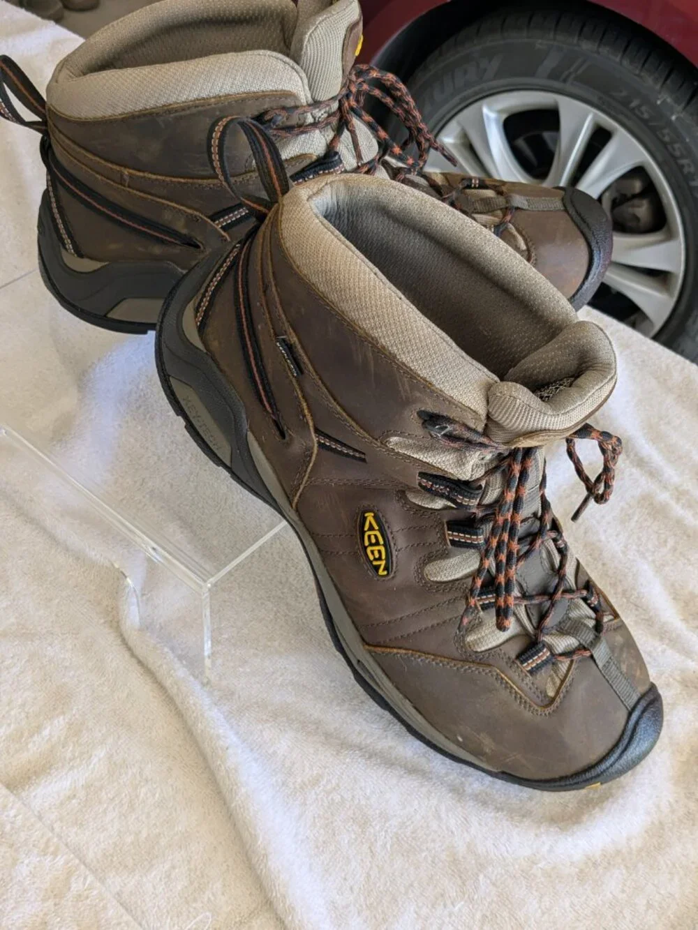 Men's KEEN Boots Mid Height Targhee II Hiking